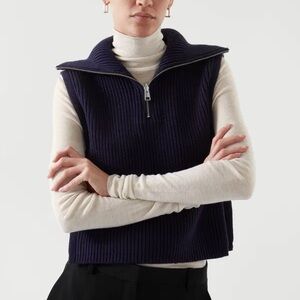 Unisex Open sweater vest Men’s Women’s COS half zip  Navy